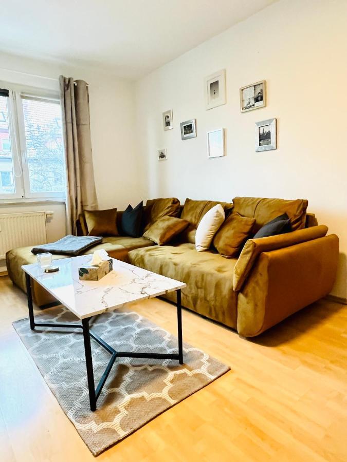 Modernes 3 Zimmer Apartment - Luise- Mit Wlan, Balkon Und Smart-Tv In City-Nahe! Erfurt Buitenkant foto