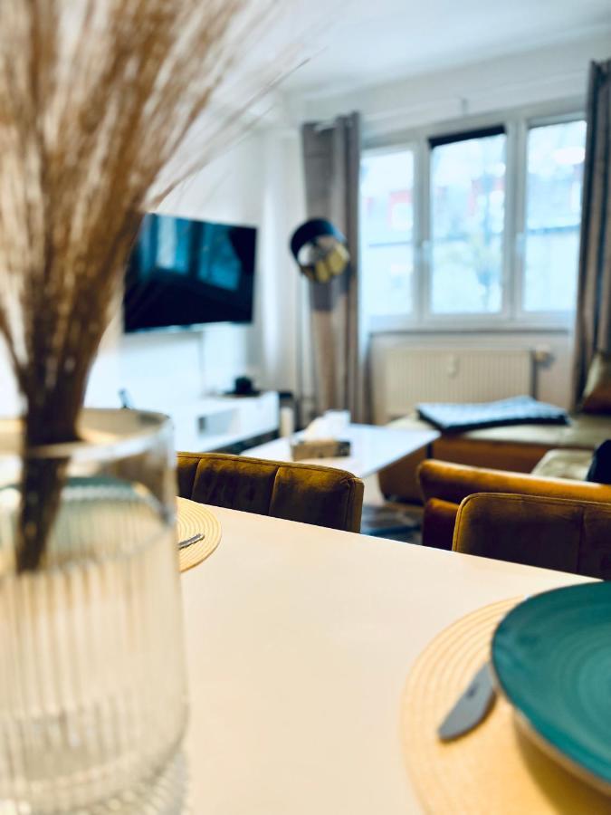 Modernes 3 Zimmer Apartment - Luise- Mit Wlan, Balkon Und Smart-Tv In City-Nahe! Erfurt Buitenkant foto
