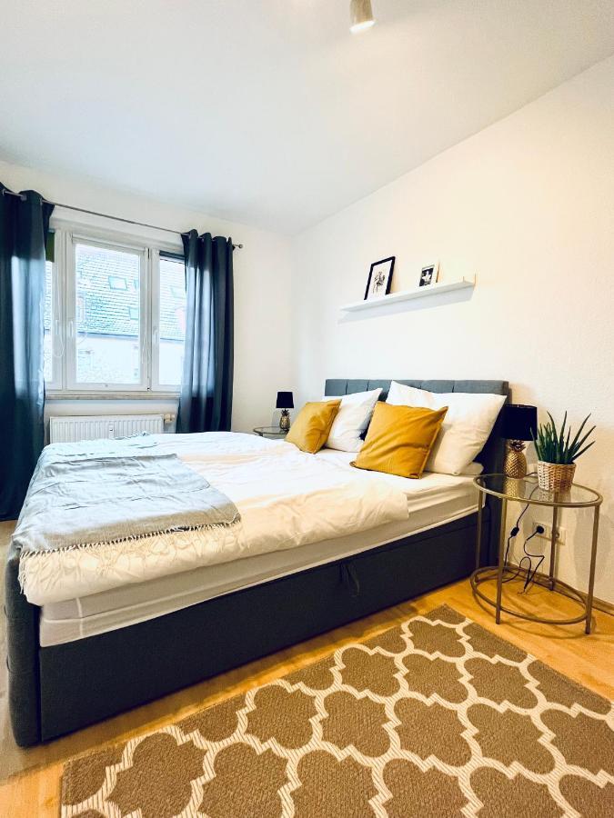 Modernes 3 Zimmer Apartment - Luise- Mit Wlan, Balkon Und Smart-Tv In City-Nahe! Erfurt Buitenkant foto