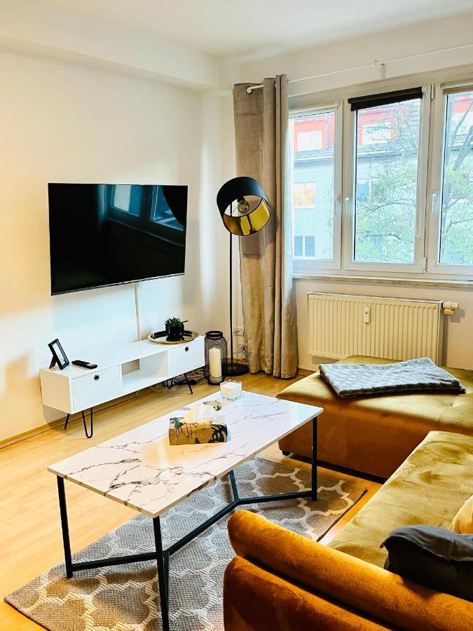 Modernes 3 Zimmer Apartment - Luise- Mit Wlan, Balkon Und Smart-Tv In City-Nahe! Erfurt Buitenkant foto