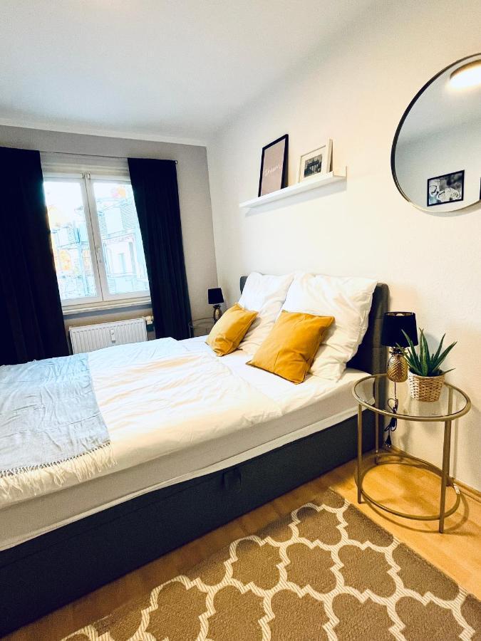 Modernes 3 Zimmer Apartment - Luise- Mit Wlan, Balkon Und Smart-Tv In City-Nahe! Erfurt Buitenkant foto